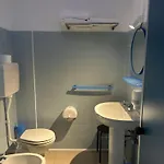 奥斯特罗德尔珀尔托酒店 *