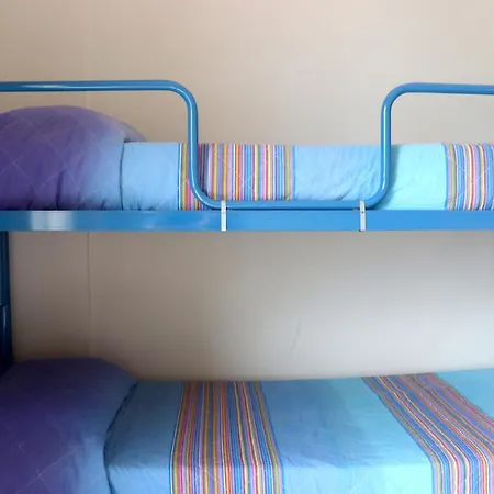 אכסניה Del Porto לוברה