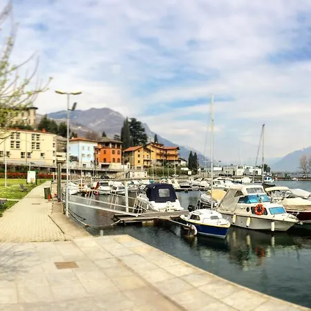 Hostel Del Porto Lovere